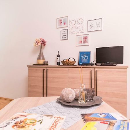 Apartament Tiny Hideaway Wiedeń Zewnętrze zdjęcie